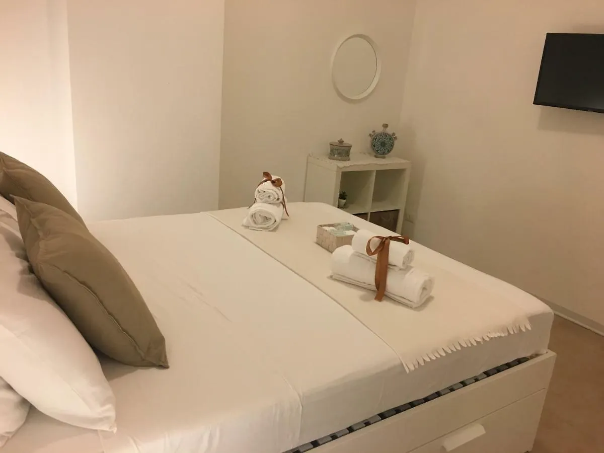Bed & Breakfast Room61 Palermo